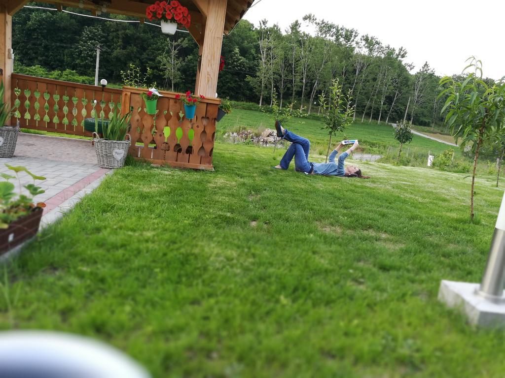Agropensiunea Valea Fagilor Luncavita Luaran gambar