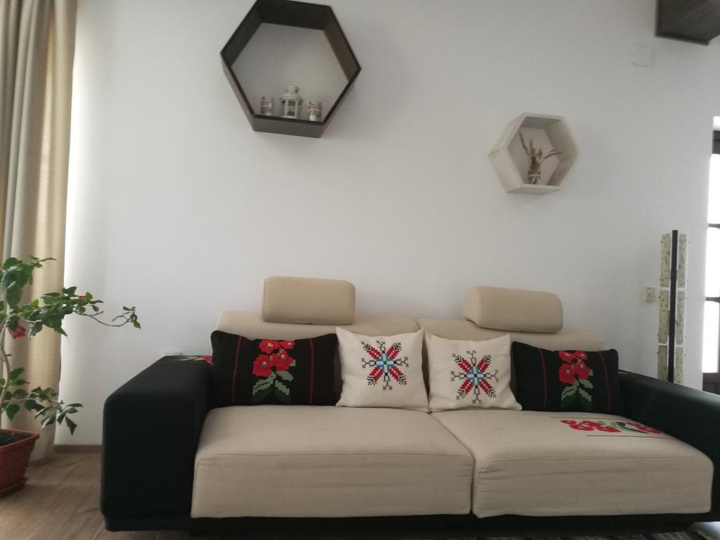 Agropensiunea Valea Fagilor Luncavita Luaran gambar